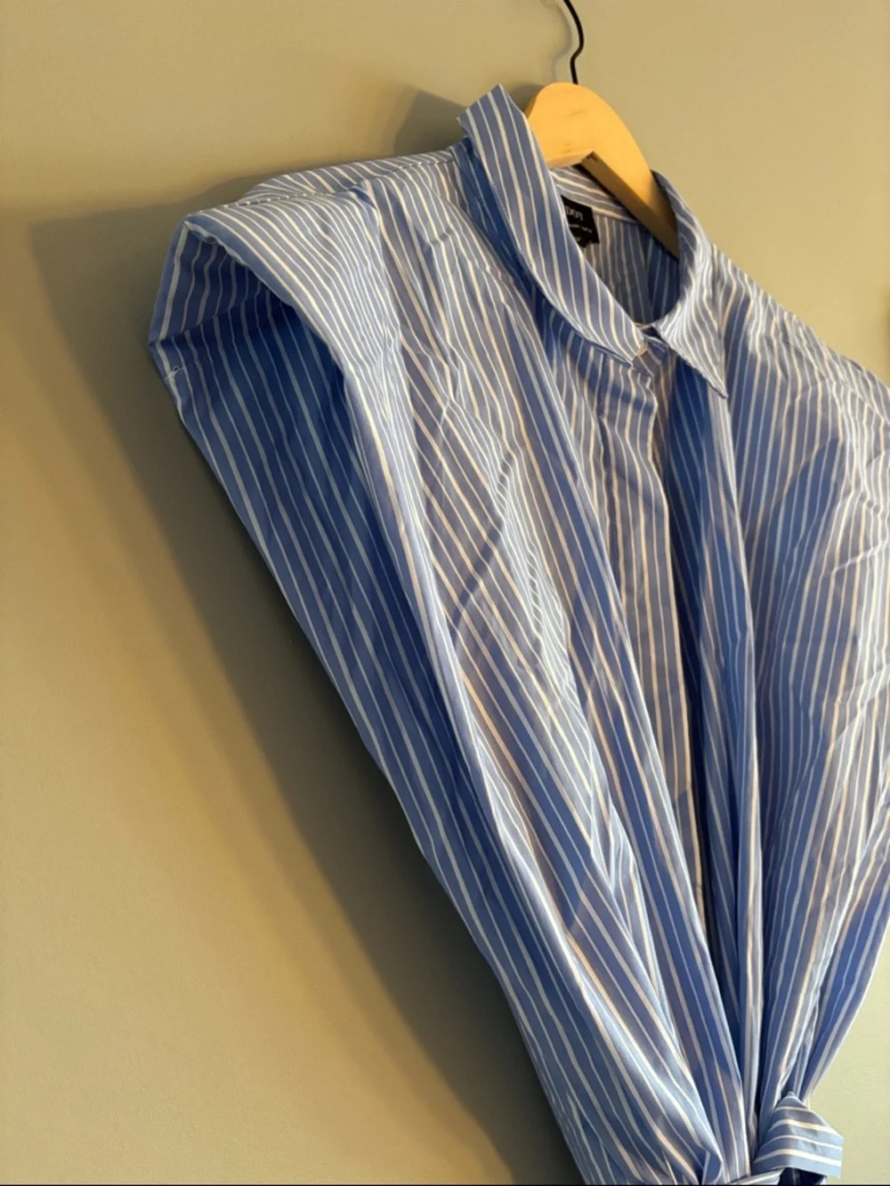 Bardot - button down - Picture 2 of 9